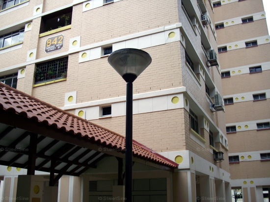 Blk 842 Jurong West Street 81 (Jurong West), HDB Executive #436982